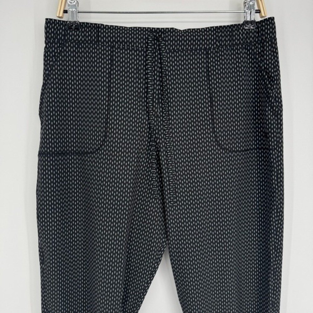Albion Fit Jetset Jogger Pants Size Medium Petite Black White Comfort Athleisure - Picture 6 of 10